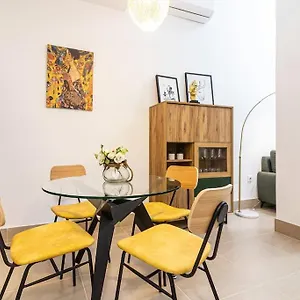 https://ayala-freshapartments-by-bossh-apartments.1costadelsol.com